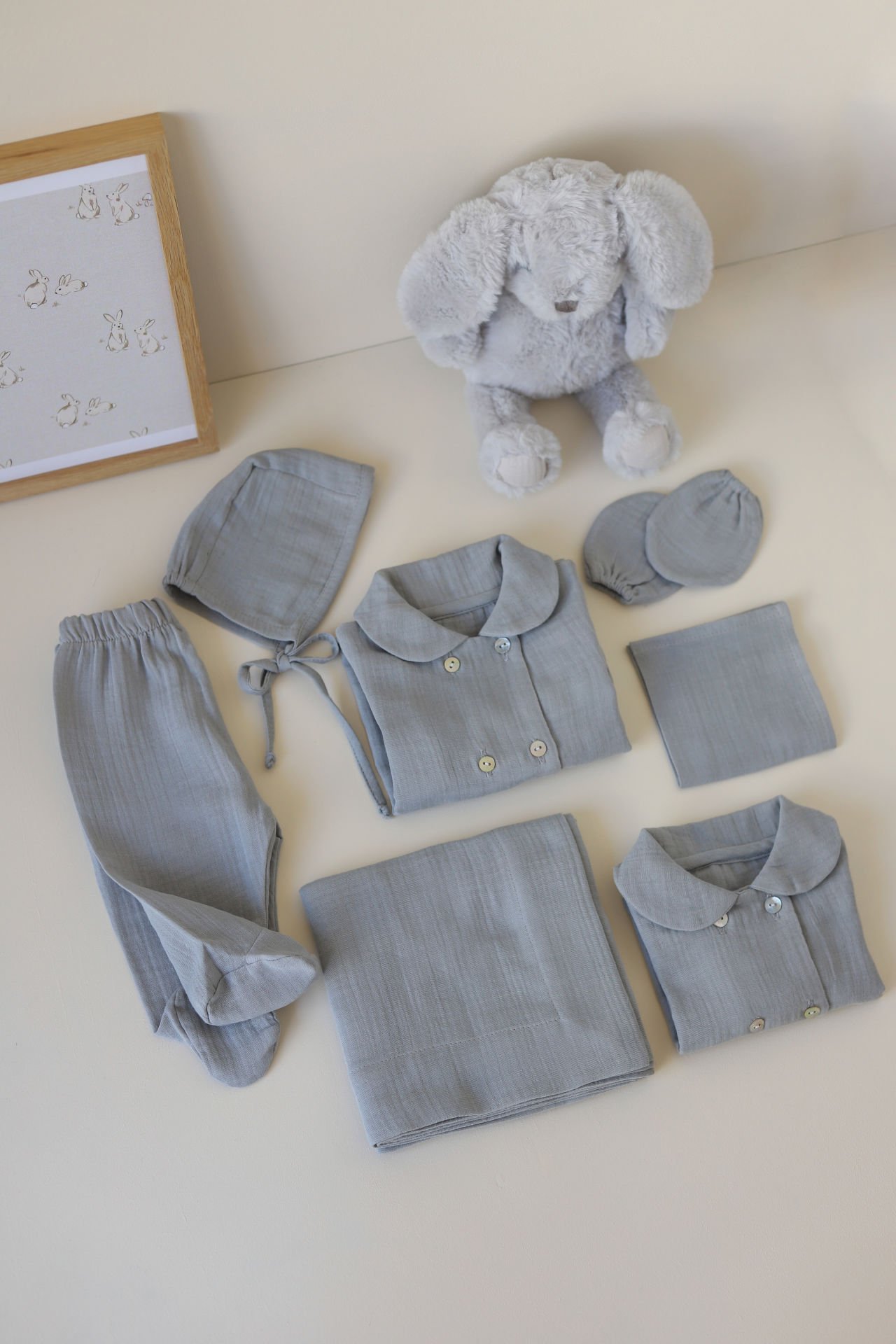 Gris 10 Parça Hastane Çıkışı
