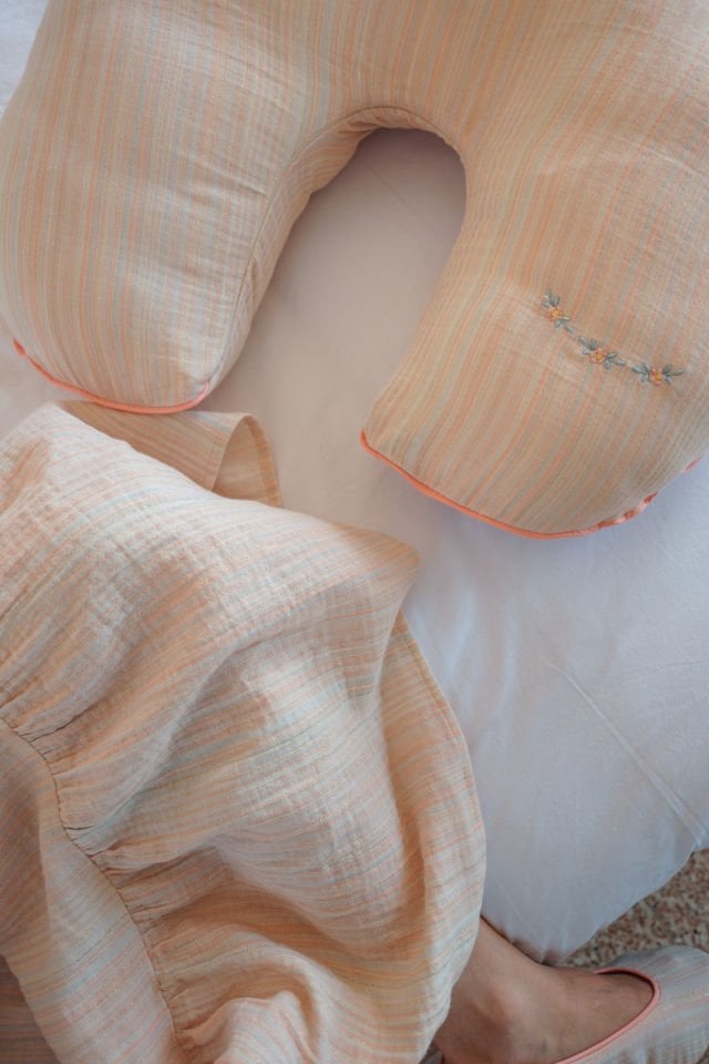 Golden Moments Emzirme Yastığı