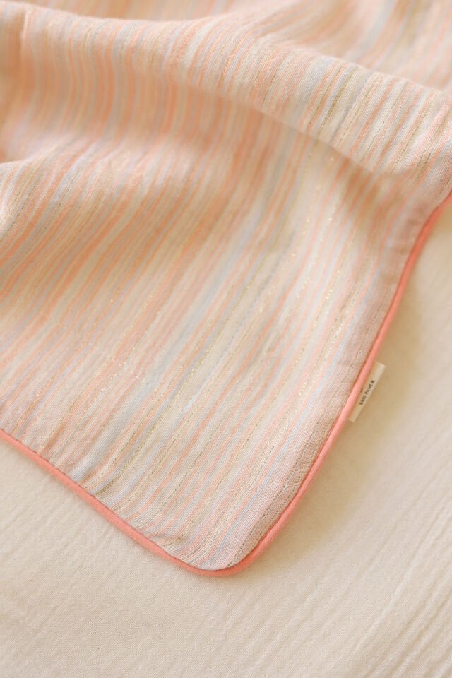 Golden Moments Battaniye