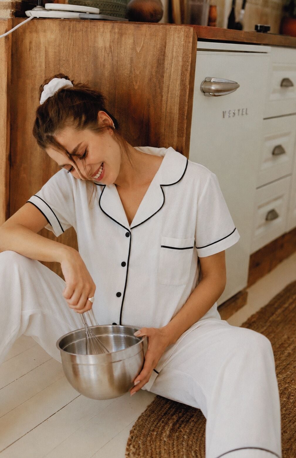 Siyah Biyeli Pijama Takımı