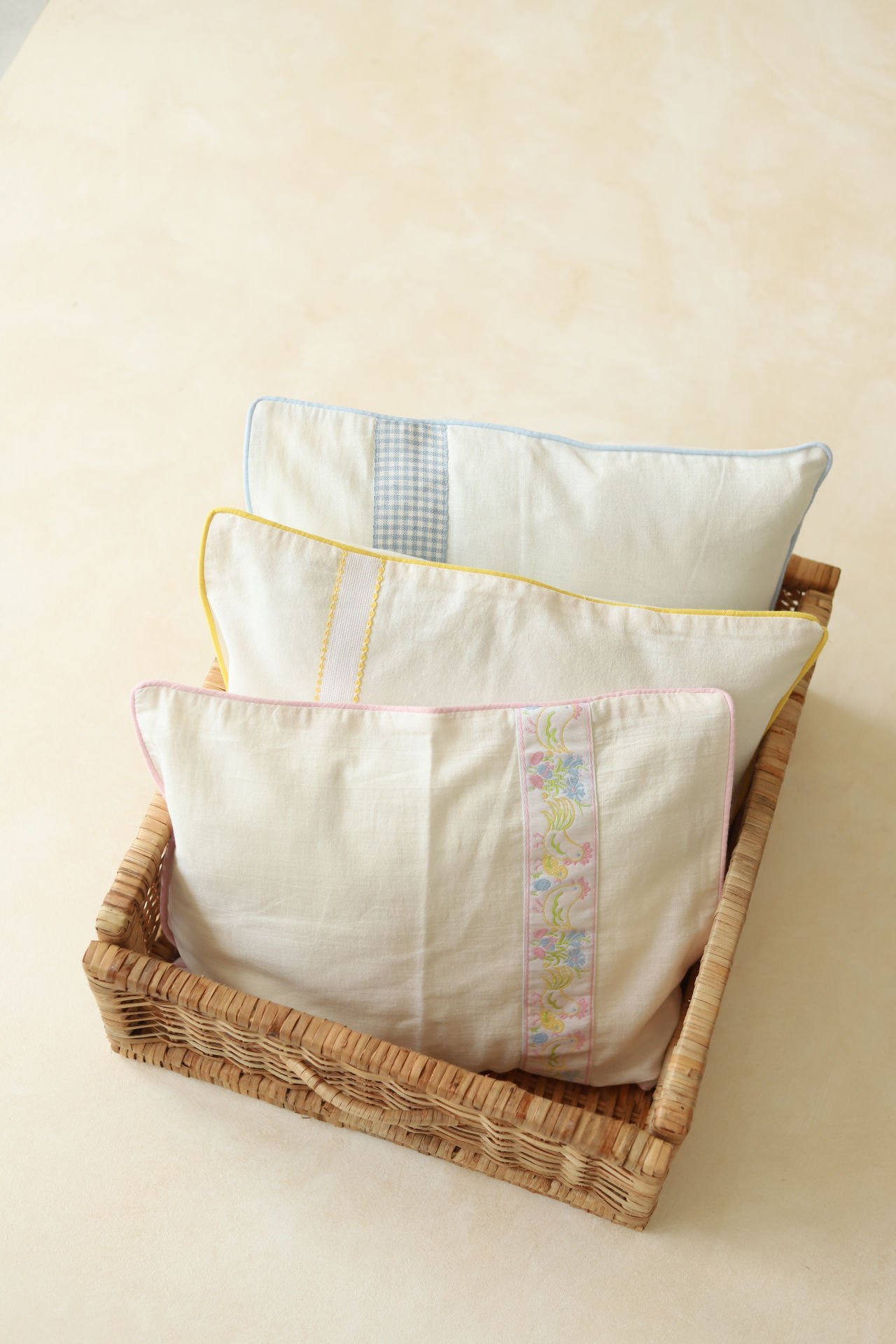 Renkli Biyeli Nevresim Takımı